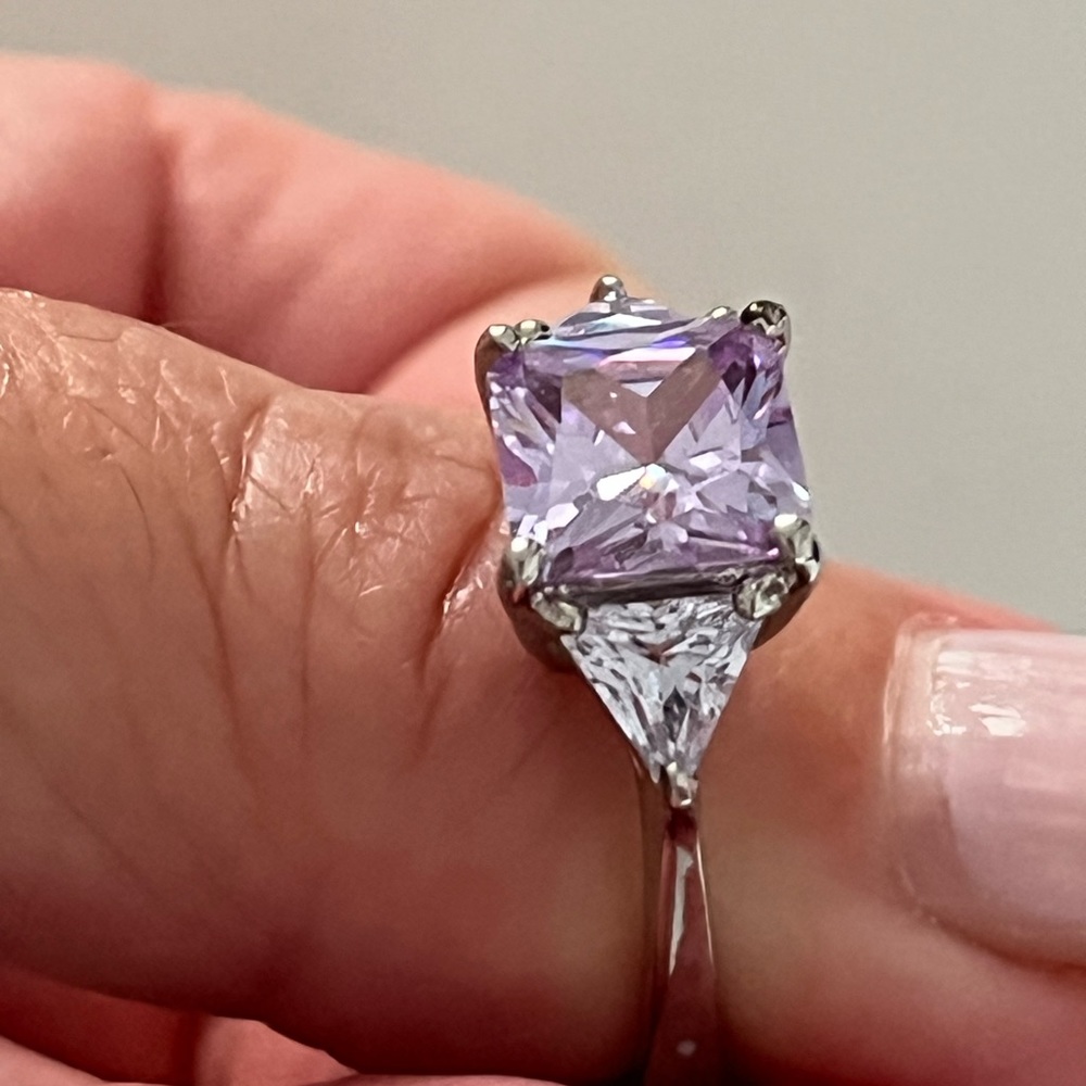 Sterling Silver Ring W/Amethyst Colored Emerald C… - image 5